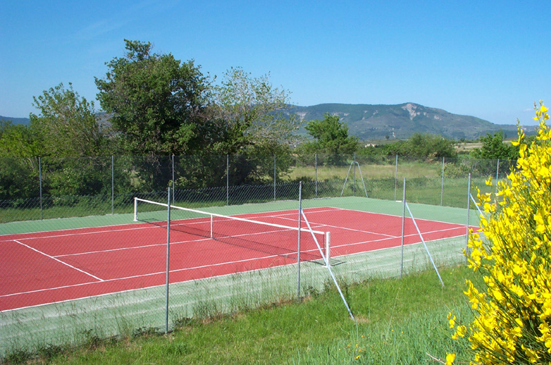 Tennis court (0.2 miles, free)
